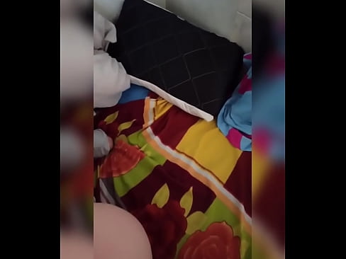 ❤️ Minha colega de quarto fica sozinha em casa porque seu marido vai de férias e eu aproveito para fodê-la e encher seu traseiro de leite ❤️❌ Porno em nós ☑